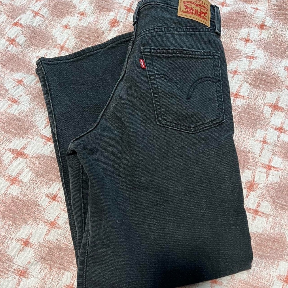 Levi's black straight leg jeans